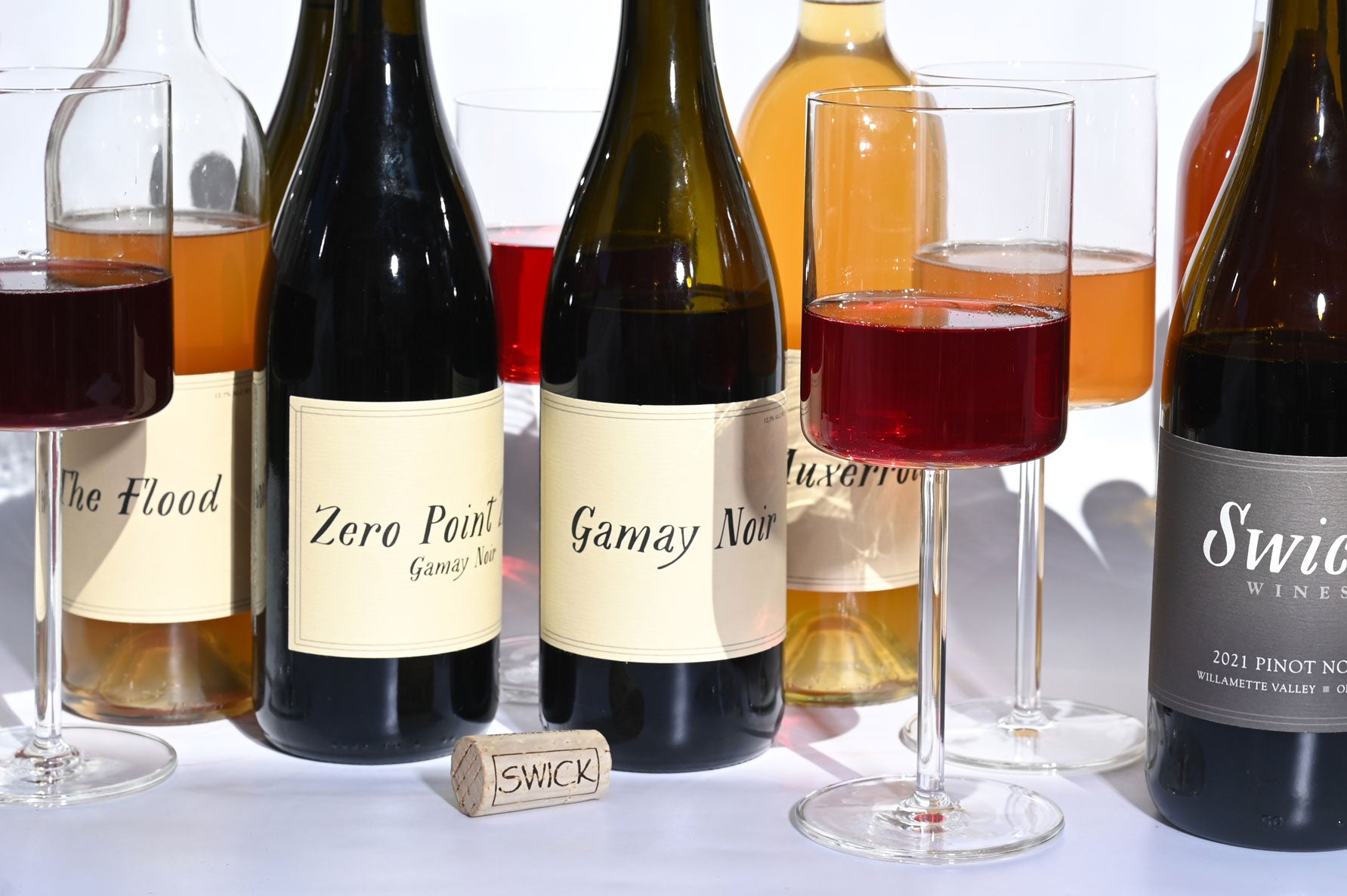 THE FALSE WIDOW 2022 ピノタージュ 10本➕2本セット Available Wine – Swick Wines